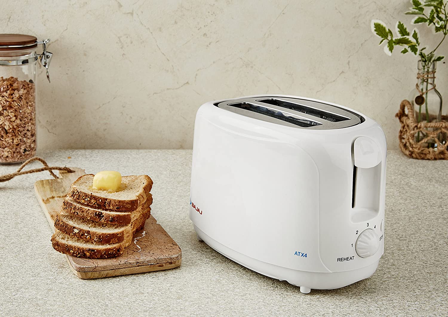 Best Pop-up Toaster India 2021 - Bajaj ATX 4 Pop-up Toaster